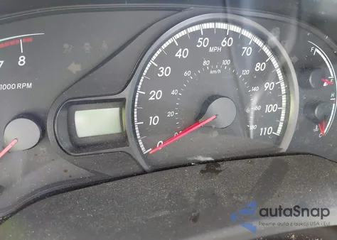 2011 Toyota Sienna Le from USA, damaged, VIN 5TDKK3DC3BS145137